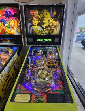 Stern Pinball Shrek (Refurbished) - Image 4