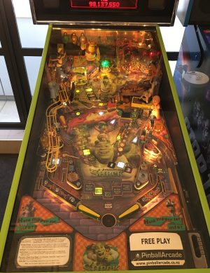 Stern Pinball Shrek (Refurbished) - Image 3