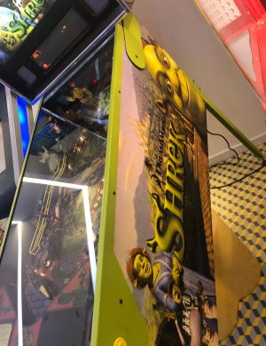 Stern Pinball Shrek (Refurbished) - Image 2